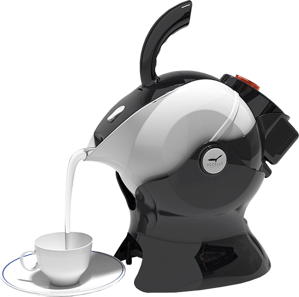 Uccello Kettle - Pouring Made Easy